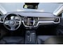 Volvo V60 2.0 B3 Momentum Advantage | Automaat | Leer | Stoelverwarming | Camera | 1e eigenaar | Dealer onderhouden