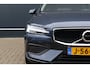 Volvo V60 2.0 B3 Momentum Advantage | Automaat | Leer | Stoelverwarming | Camera | 1e eigenaar | Dealer onderhouden