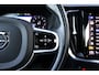 Volvo V60 2.0 B3 Momentum Advantage | Automaat | Leer | Stoelverwarming | Camera | 1e eigenaar | Dealer onderhouden