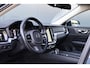 Volvo V60 2.0 B3 Momentum Advantage | Automaat | Leer | Stoelverwarming | Camera | 1e eigenaar | Dealer onderhouden