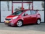 Kia Venga 1.6 CVVT DynamicPLusLine | Trekhaak | Camera | Navigatie | Climate Control | Cruise Control | Metallic Lak | 4 Seizoens Banden | Getint Glas | Lederen Stuurwiel | Parkeersensoren | 16'' Lichtmetalen Velgen |