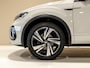 Volkswagen T-Roc 1.5 TSI R-Line Edition / 150pk / Panorama dak / Beats / Stoel en stuur verwarming /