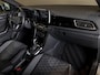 Volkswagen T-Roc 1.5 TSI R-Line Edition / 150pk / Panorama dak / Beats / Stoel en stuur verwarming /