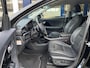 Kia e-Niro ExecutiveLine 64 kWh / NL-Auto / 204 PK / Adaptive Cruise-Control Stop&Go / Vol-Leder / Warmtepomp / Stoelverwarming en Verkoeling / Stoelen Met Geheugen / Stuurverwarming / Stoelverwarming-Achter / Draadloze-Telefoonlader / Dodehoek-Detectie / Climate-Control / Apple-Carplay & Android-Auto / DAB Radio-Bluetooth / Navi / Keyless / PDC V+A met Camera-Achter / 17'' LMV / All-Season / ENZ.