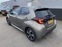 Toyota Yaris 1.5 Hybrid 115 First Edition Navigatie Apple CarPlay/Android Auto, achteruitrij camera, adaptieve cruise control, keyless, NL auto!