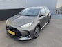 Toyota Yaris 1.5 Hybrid 115 First Edition Navigatie Apple CarPlay/Android Auto, achteruitrij camera, adaptieve cruise control, keyless, NL auto!