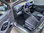 Toyota Yaris 1.5 Hybrid 115 First Edition Navigatie Apple CarPlay/Android Auto, achteruitrij camera, adaptieve cruise control, keyless, NL auto!