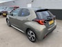 Toyota Yaris 1.5 Hybrid 115 First Edition Navigatie Apple CarPlay/Android Auto, achteruitrij camera, adaptieve cruise control, keyless, NL auto!