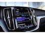 Volvo XC60 2.0 T6 Plug-in hybrid AWD Inscription Expression // Panoramadak | Camera | Winter Pack | High Performance Sound | LED | Keyless