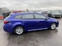 Toyota Corolla Touring Sports Hybrid 140 Active NL Auto, boekjes compleet, navigatie Apple CarPlay/Android Auto, adaptieve cruise control, achteruitrij camera, keyless