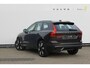 Volvo XC60 T6 350PK Automaat Plug-in hybrid AWD Ultra Dark Head-up display / Semi elektrisch wegklapbare trekhaak / Panoramisch schuif-kanteldak / Harman Kardon audio