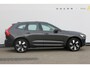 Volvo XC60 T6 350PK Automaat Plug-in hybrid AWD Ultra Dark Head-up display / Semi elektrisch wegklapbare trekhaak / Panoramisch schuif-kanteldak / Harman Kardon audio