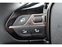 Peugeot 2008 1.2 Hybrid Allure Camera v+a/Lane assist/Parkeersensoren v+a/Keyless/Cruise control/Climate control/Dode hoek sensor