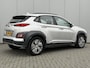 Hyundai Kona Electric EV Comfort 64 kWh / Trekhaak 300KG / Navigatie / KRELL Audio / Adaptive Cruise Control / Climate Control / Achteruitrijcamera /