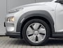 Hyundai Kona Electric EV Comfort 64 kWh / Trekhaak 300KG / Navigatie / KRELL Audio / Adaptive Cruise Control / Climate Control / Achteruitrijcamera /
