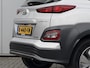Hyundai Kona Electric EV Comfort 64 kWh / Trekhaak 300KG / Navigatie / KRELL Audio / Adaptive Cruise Control / Climate Control / Achteruitrijcamera /