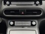 Hyundai Kona Electric EV Comfort 64 kWh / SOH 100% / Trekhaak 300KG / Navigatie / KRELL Audio / Adaptive Cruise Control / Climate Control / Achteruitrijcamera /