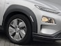 Hyundai Kona Electric EV Comfort 64 kWh / Trekhaak 300KG / Navigatie / KRELL Audio / Adaptive Cruise Control / Climate Control / Achteruitrijcamera /