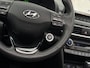 Hyundai Kona 1.6 GDI HEV Premium / 1e Eigenaar / Trekhaak 1300 KG / Zwart Leder / KRELL Audio / Achteruitrijcamera / Climate Control / Adaptive Cruise Control /