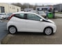 Toyota Aygo 1.0 VVT-i x-play Lage kilometerstand/Achteruitrijcamera/App connect/Airco/Orig. NL auto/Begrenzer