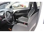 Toyota Aygo 1.0 VVT-i x-play Lage kilometerstand/Achteruitrijcamera/App connect/Airco/Orig. NL auto/Begrenzer