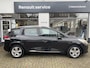 Renault Clio Estate TCe 90 Expression | Airco | Navigatiesysteem | Trekhaak | Parkeersensoren | Armsteun | Dealeronderhouden |