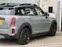 MINI Countryman Mini 2.0 Cooper S E ALL4 Chili | 100% Dlr onderhouden | Glazen schuif-kantel dak | Stoelverwarming | DAB | Climate Control | Key-less | Navigatie | Elektrische achterklep |