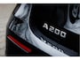 Mercedes-Benz A-klasse 200 164PK Aut. Launch Edition | Premium Plus | Panoramadak | 19” LM Velgen | Sportstoelen | Sfeerverlichting | Achteruitrijcamera | LED | Stoelverwarming |