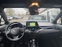 Toyota C-HR 1.8 Hybrid Style Bi-Tone BSM Apple CarPlay JBL