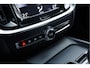 Volvo V60 2.0 T4 191PK Aut. Momentum Pro | Polestar Engineered | Apple CarPlay | 19” LM Velgen | Harman Kardon | Elektrisch wegklapbare Trekhaak | Achteruitrijcamera | Verwarmbare Voorruit |