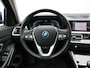 BMW 3-Serie Touring 320e Sportline Plug In Hybrid 204pk Dealer O.H PHEV | Trekhaak Af Fabriek | Panodak | Laser LED | Head Up | 360 Camera | Lederen Sportstoelen Verwarmd | Keyless | Navigatie | Blis | Virtual | DAB |