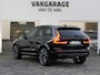 Volvo XC60 2.0 Recharge T8 AWD R-Design | Black Optic | Luchtvering | 360°-camera | Panoramadak | Trekhaak | Stuur-/Stoelverwarming | Apple-/Android Carplay | ACC | Dodehoek detectie | Contourstoelen
