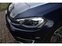 Volkswagen E-Golf | Trekhaak | Adaptive Cruise | Carplay | Parkeersensoren | Stoelverwarming | Navigatie |