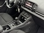 Skoda Karoq 1.0 TSI Ambition | Airco | Cruise control | Navigatie | Trekhaak | LM Velgen | PDC achter | Als Nieuw! | RIJKLAARPRIJS INCL 12 MAANDEN GARANTIE EN BEURT