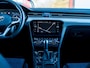 Volkswagen Passat Variant 1.4 TSI PHEV GTE Business | dYnaudio | Trekhaak | Schuif/ Kantel Panoramadak | 3D LED Matrix | Camera | Adaptieve Cruise Control | Navigatie | ErgoComfort Seat | Massage | Metallic Lak | Virtual Cockpit |
