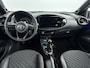 Toyota Aygo X 1.0 VVT-i MT Premium | Elektrisch vouwdak | Stoelverwarming | LM velgen | Camera | Climate Control | Parkeersensoren |