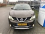 Nissan Qashqai 1.2 DiG-T Tekna met o.a. panoramadak, stoelverwarming, leer, navigatie, trekhaak, etc.