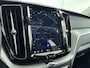 Volvo XC60 2.0 T6 Plug-in hybrid AWD Plus Dark | Trekhaak | PDC + 360 camera | Panoramadak | Stoel + Stuurverwarming | Stoelgeheugen | Lederen bekleding |