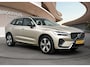 Volvo XC60 2.0 T6 Plug-in hybrid AWD Plus Dark | Trekhaak | PDC + 360 camera | Panoramadak | Stoel + Stuurverwarming | Stoelgeheugen | Lederen bekleding |
