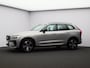 Volvo XC60 T6 AWD Plug-in hybrid AWD Plus Dark / Trekhaak / Pan. dak / Elektr. bed. stoelen / Stoel+stuur+achterbankverwarming