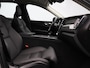 Volvo XC60 T6 AWD Plug-in hybrid AWD Plus Dark / Trekhaak / Pan. dak / Elektr. bed. stoelen / Stoel+stuur+achterbankverwarming