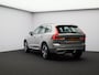 Volvo XC60 T6 AWD Plug-in hybrid AWD Plus Dark / Trekhaak / Pan. dak / Elektr. bed. stoelen / Stoel+stuur+achterbankverwarming