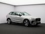 Volvo XC60 T6 AWD Plug-in hybrid AWD Plus Dark / Trekhaak / Pan. dak / Elektr. bed. stoelen / Stoel+stuur+achterbankverwarming