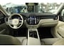 Volvo XC60 2.0 T8 Plug-in hybrid AWD Ultimate Dark Pano Lucht HuD H&K Memory El.Haak Massage/Koeling Keyless Bliss