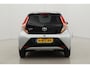 Toyota Aygo 1.0 VVT-i x-clusiv | Apple Carplay / Android Auto | Clima | Camera | 15 inch | Rijstrooksensor