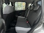 Fiat Panda 1.0 Hybrid City Life | Navigatie via Carplay | 3 Zitplaatsen | Airco | Dakrails | Hoge instap | City functie  | Metaallak | Electrische ramen |