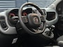 Fiat Panda 1.0 Hybrid City Life | Navigatie via Carplay | 3 Zitplaatsen | Airco | Dakrails | Hoge instap | City functie  | Metaallak | Electrische ramen |