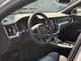 Volvo V60 T6 Automaat Recharge Plus Dark | Panoramadak met schuif-/kantelfunctie | Trekhaak | Premium audio by Harman Kardon | 360 Graden Camera | Verwarmde Voorstoelen En Achterbank | Verwarmbare Voorruit