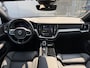 Volvo V60 T6 Automaat Recharge Plus Dark, Premium audio By Harman Kardon | 360 Graden Camera | Panorama Dak | Verwarmde Voorstoelen En Achterbank | Trekhaak | Verwarmbare Voorruit