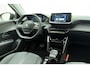 Peugeot e-208 EV Style 50 kWh 100% Elektrisch | Parkeersensor | Camera | Cruise Control | Mirror Link / Apple Carplay | Licht Metalen Velgen | 1e eigenaar